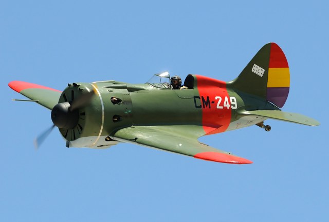 Polikarpov I-16 (10).jpg